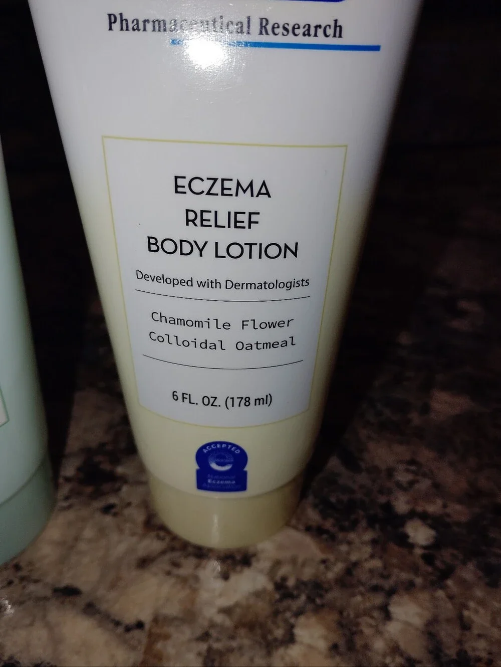 Dermasil Fresh Aloe Body Lotion — Light Green Hydrating Formula